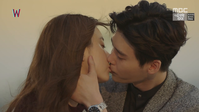 W tập cuối: Bộ phim 'xoắn não nhất hệ mặt trời' cuối cùng cũng đã có một happy ending