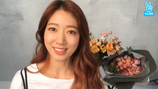 Park Shin Hye tiết lộ dàn diễn viên của Doctors vẫn luôn thân thiết ngay cả khi phim đã kết thúc
