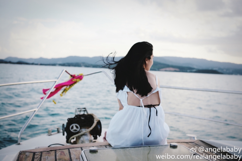 Huỳnh Hiểu Minh thuê du thuyền ăn Trung thu với người nhà AngelaBaby