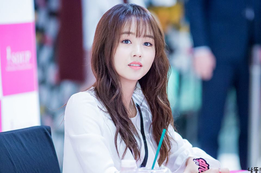 Kim So Hyun - khách mời đặc biệt trong phim mới 'Goblin' của biên kịch 'Hậu Duệ Mặt Trời'