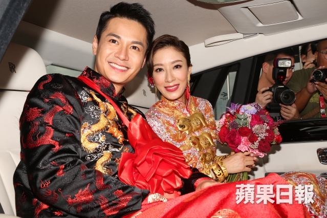 Hoa đán TVB Dương Di rạng rỡ, hôn La Trọng Khiêm liên tục trong lễ rước dâu