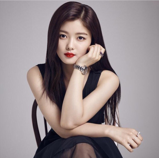 Han Hyo Joo bị 'ném đá' vì giải thưởng, Song-Song couple đạt giải cặp đôi tại lễ trao giải APAN