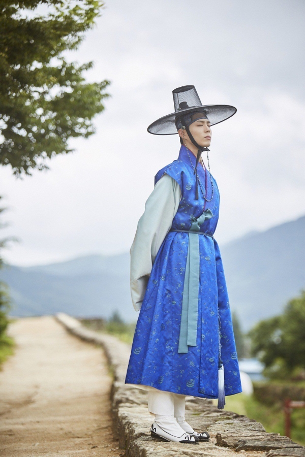 Những chàng nam thần cổ trang thế hệ mới khiến fan girl mê mệt