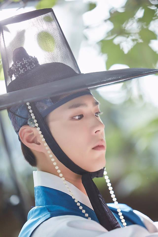Park Bo Gum khoe giọng oanh vàng với nhạc phim của 'Mây Họa Ánh Trăng'