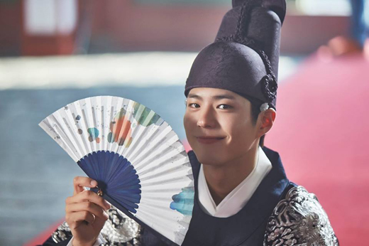 Park Bo Gum khoe giọng oanh vàng với nhạc phim của 'Mây Họa Ánh Trăng'