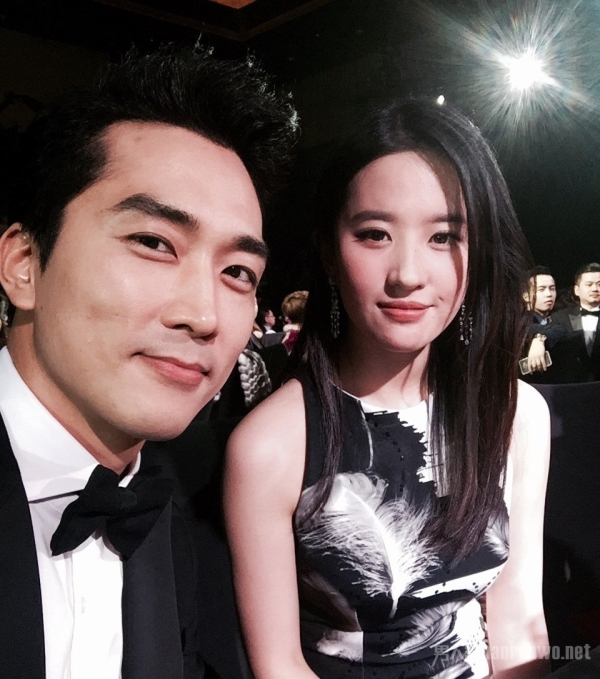Rộ tin Lưu Diệc Phi bí mật đến Hàn Quốc để mừng sinh nhật Song Seung Hun