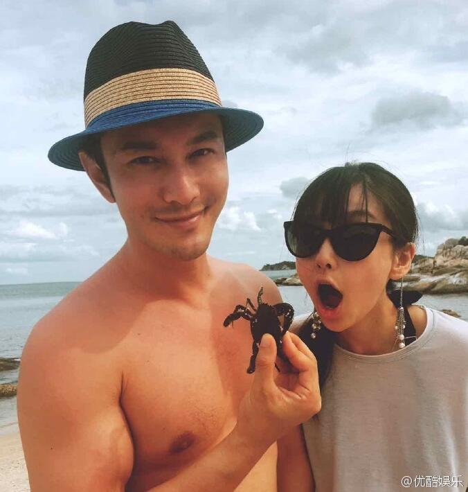 Huỳnh Hiểu Minh thừa nhận AngelaBaby mang thai nhân kỷ niệm 1 năm ngày cưới