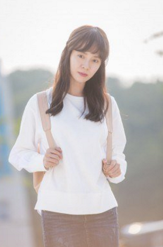 Tiết lộ tạo hình 'nữ sinh đại học' của nàng Ngố Mong Ji Hyo trong phim mới