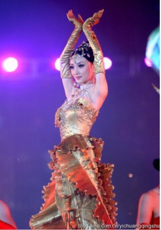 Đường Yên được chọn làm nữ thần Kim Ưng, lộng lẫy trong đêm thử đồ