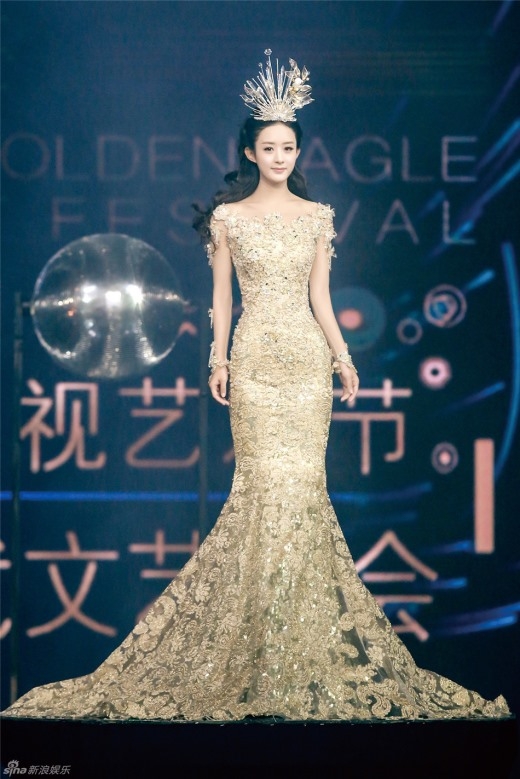 Đường Yên được chọn làm nữ thần Kim Ưng, lộng lẫy trong đêm thử đồ