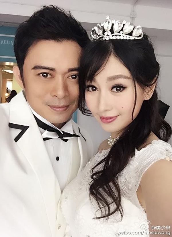 Tài tử 'Thiên long bát bộ' mất mặt vì vợ chửi bới giữa phố