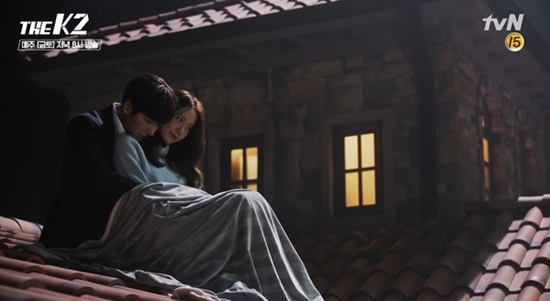 Những cảnh lãng mạn 'đốn tim' fan của Ji Chang Wook và Yoona