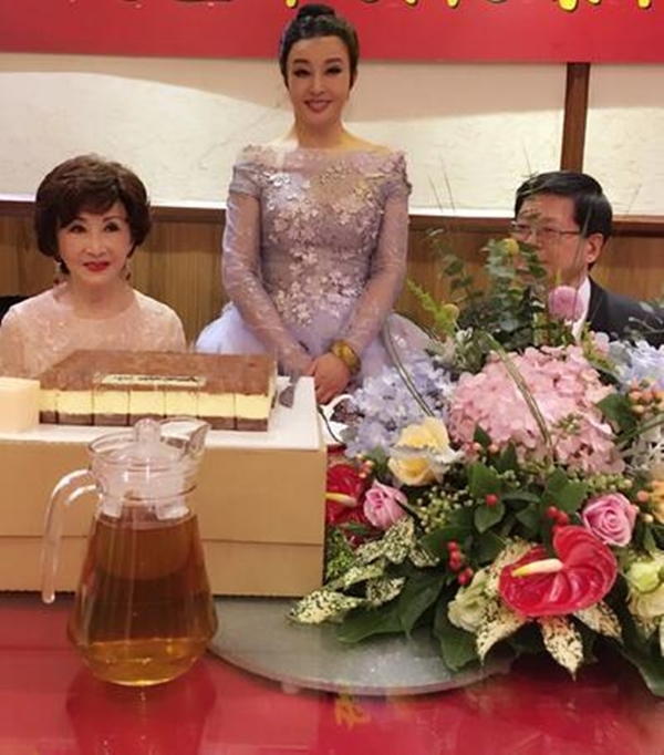 Gương mặt nhăn nheo phát sợ của 'Võ Tắc Thiên' Lưu Hiểu Khánh