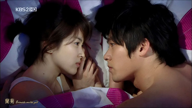 Những cảnh phim "vượt rào" của ngọc nữ Song Hye Kyo hình ảnh 13 nhung canh phim "vuot rao" cua ngoc nu song hye kyo hinh anh 13