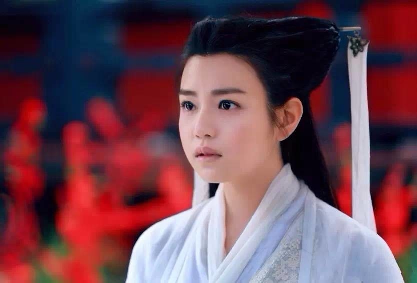 Bị chê là Tiểu Long Nữ xấu nhất, giờ đây cô ấy lại là người có cuộc sống viên mãn nhất