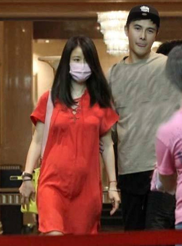 Cuộc sống của dàn mỹ nhân từng hợp tác với Vu Chính giờ ra sao?