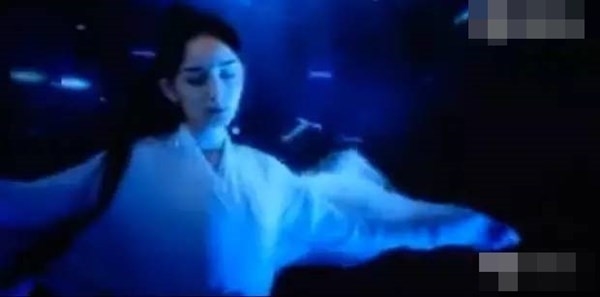 Hé lộ đêm 'động phòng hoa chúc' của Dương Mịch và Triệu Hựu Đình