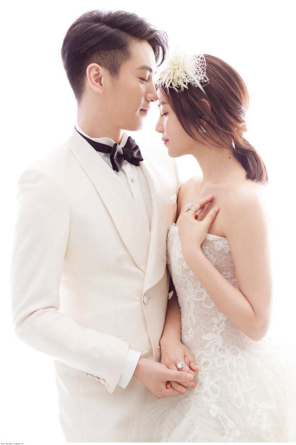 Yêu nhau từ màn ảnh ra ngoài đời, những cặp đôi này đã làm nên định nghĩa 'phim giả tình thật'