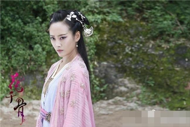 Những kiều nữ đẹp thì đẹp thật nhưng lòng dạ lại độc ác đến phát sợ Nhung kieu nu dep thi dep that nhung long da lai doc ac den phat so