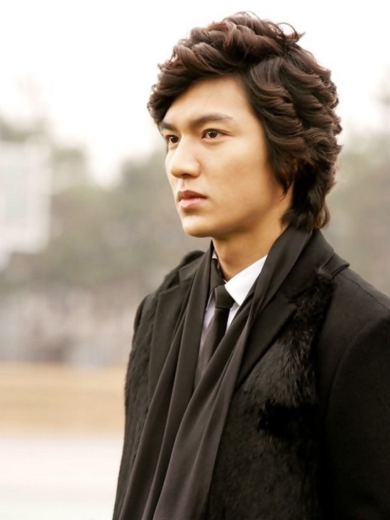 Cùng nổi danh từ 'Boys over flower' nhưng sự nghiệp của 2 mỹ nam này lại trái ngược nhau hoàn toàn