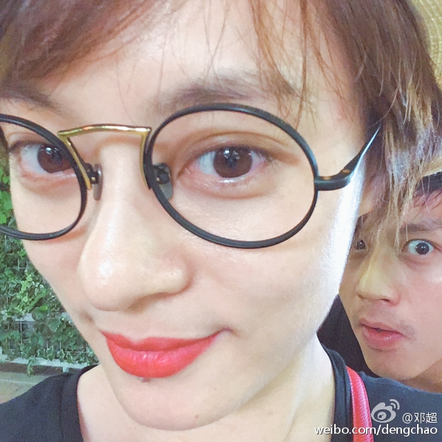 'Nương nương' Tôn Lệ bất ngờ đăng ảnh 'tố' Đặng Siêu phẫu thuật thẩm mỹ