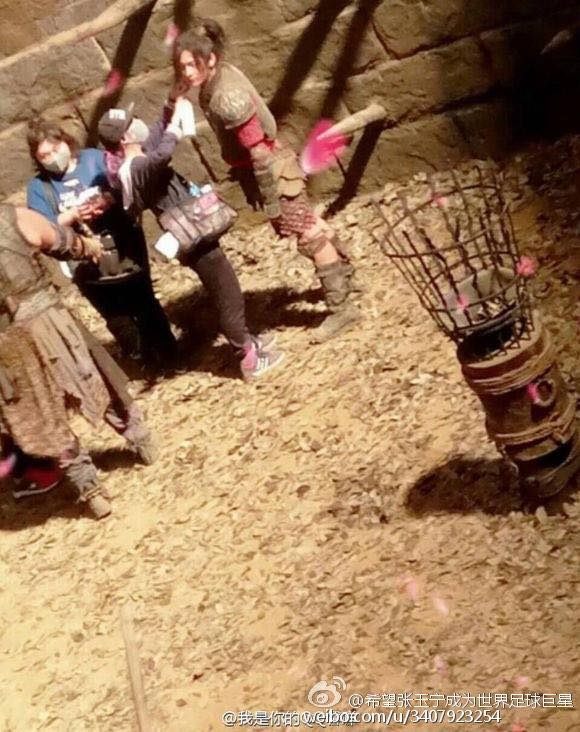 Vắng bóng để đóng phim, Dương Dương vẫn bị nói xấu thê thảm