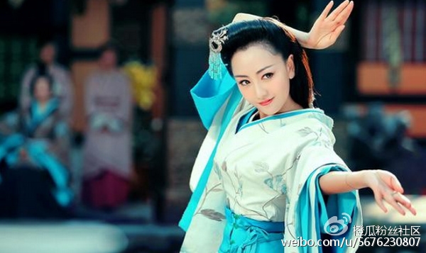 Trương Vô Kỵ bị Vu Chính biến thành 'Sở Khanh' trong Ỷ Thiên Đồ Long Ký mới