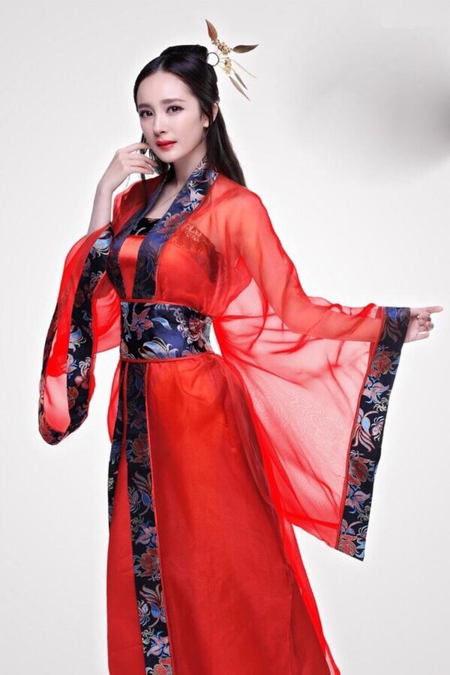 Đến lượt Dương Mịch bị tố cướp vai diễn của Trần Kiều Ân trong bom tấn mới
