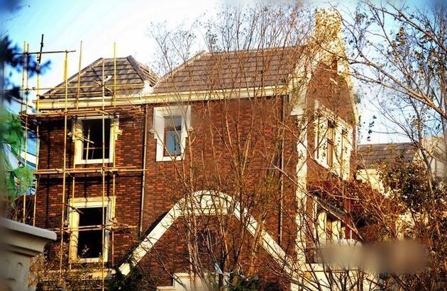 Lý Thần đáp trả khi bị đồn mua nhà triệu đô với Phạm Băng Băng