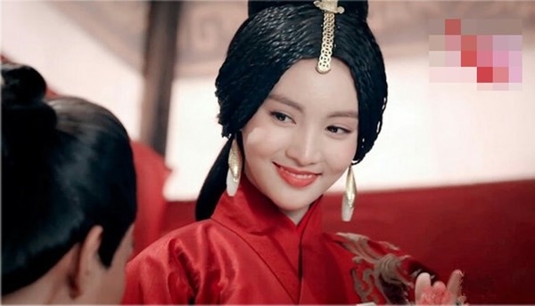 Những nụ cười 'khuynh quốc khuynh thành' của các mỹ nhân Hoa ngữ