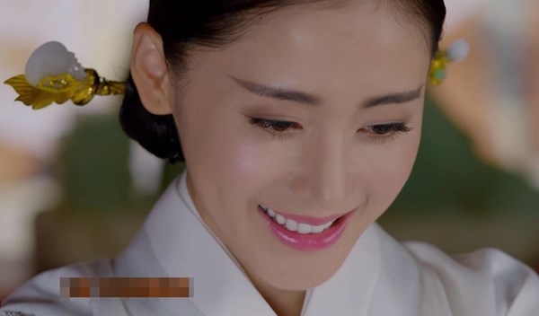Những nụ cười 'khuynh quốc khuynh thành' của các mỹ nhân Hoa ngữ