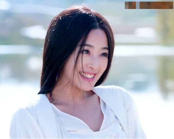 Những nụ cười 'khuynh quốc khuynh thành' của các mỹ nhân Hoa ngữ
