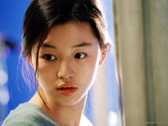Ngắm ảnh độc thủa mới vào nghề của Jun Ji Hyun và loạt mỹ nhân đình đám xứ Hàn