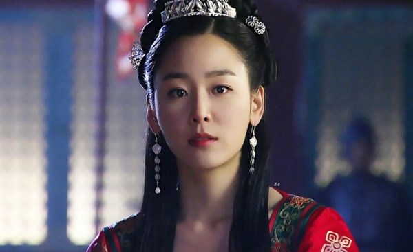 Ngoài Jun Ji Hyun, đây là mỹ nhân khiến khán giả Hàn 'phát sốt' năm 2016