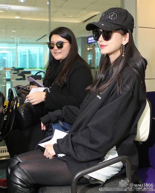 Huỳnh Hiểu Minh xa nhà kiếm tiền cũng không quên dắt AngelaBaby đi cùng
