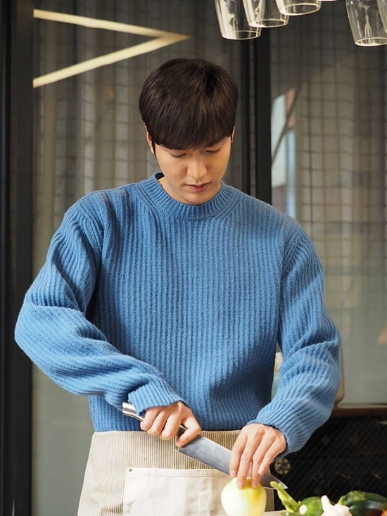 Huyền thoại biển xanh: Lee Min Ho và Jun Ji Hyun lại khiến fan sướng rơn với nụ hôn ngọt hơn đường
