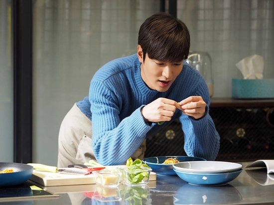Huyền thoại biển xanh: Lee Min Ho và Jun Ji Hyun lại khiến fan sướng rơn với nụ hôn ngọt hơn đường