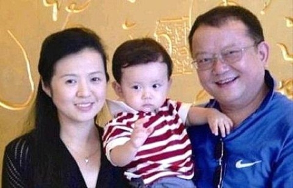 7 mối tình 'ông và cháu' gây tranh cãi trong showbiz