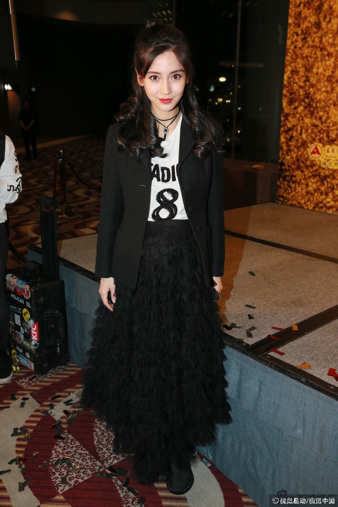 AngelaBaby hé lộ ngày sinh, Huỳnh Hiểu Minh kể khổ vì nấu ăn cho vợ bầu bí