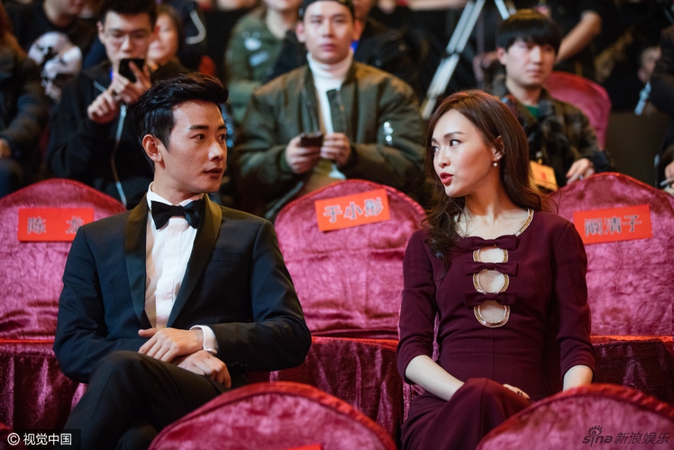 Loạt ảnh Đường Yên và La Tấn 'tình như cái bình' khiến fan ganh tỵ