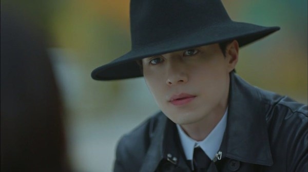'Thần chết' Lee Dong Wook từng bị biên kịch Kim Eun Sook từ chối phũ phàng