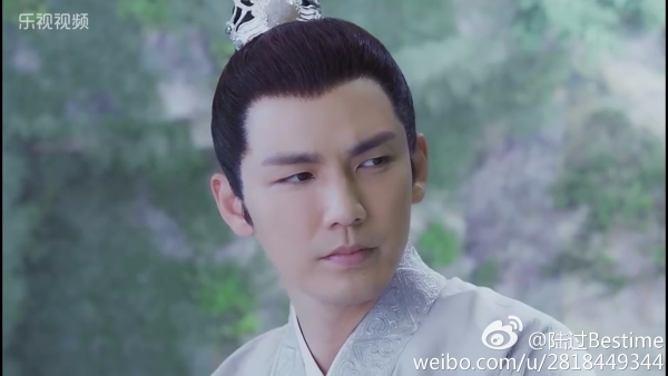 Sau Hà Dĩ Thâm, 'Vương gia' Chung Hán Lương lại khiến fan phát cuồng