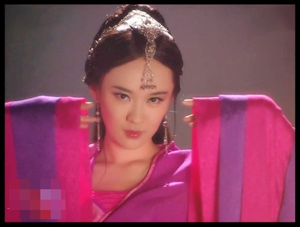 Những sao Hoa ngữ 'hai mặt' trên màn ảnh