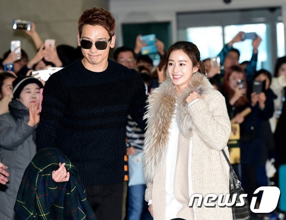 Kim Tae Hee và Bi Rain lần đầu xuất hiện sau đám cưới hình ảnh 8 Kim Tae Hee va Bi Rain lan dau xuat hien sau dam cuoi hinh anh 8
