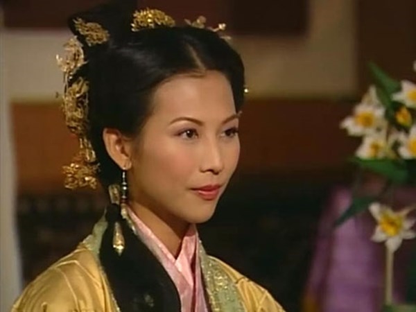 Nhan sắc mỹ nhân làm động lòng 3 cha con Tào Tháo