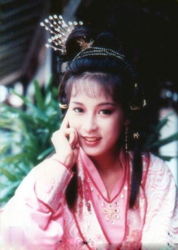 Những mỹ nhân cổ trang Hong Kong khiến triệu người mê đắm