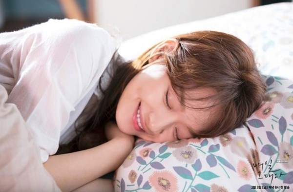 Phim chưa lên sóng, Shin Min Ah và Lee Je Hoon đã khiến fan 'phát cuồng'