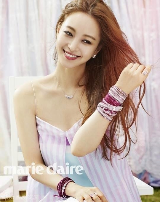 12 - Han Ye Seul
