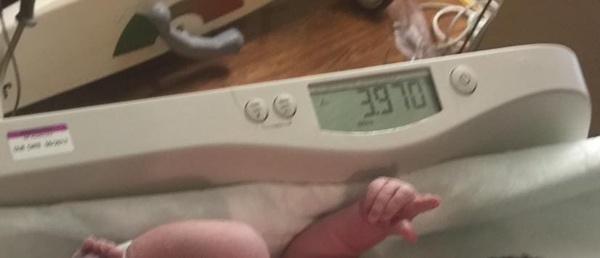 Ngọc Lan hạ sinh quý tử nặng 4 kg trên đất Mỹ