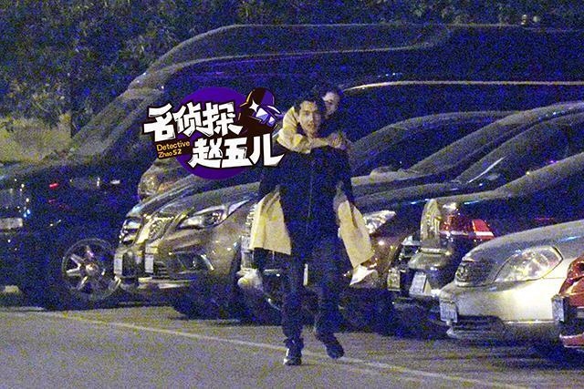 'Dạ Hoa' Triệu Hựu Đình khiến fan dậy sóng vì loạt hành động ngọt ngào dành cho vợ